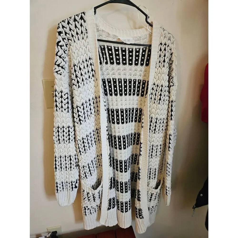 Sienna Sky Cream and Black Open-Front Patterned Knit Cardigan